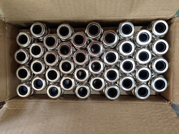 廣州某電子公司采購(gòu)了一批M制金屬電纜防水接頭