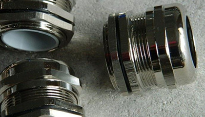 金屬電纜防水接頭怎么接比較好？